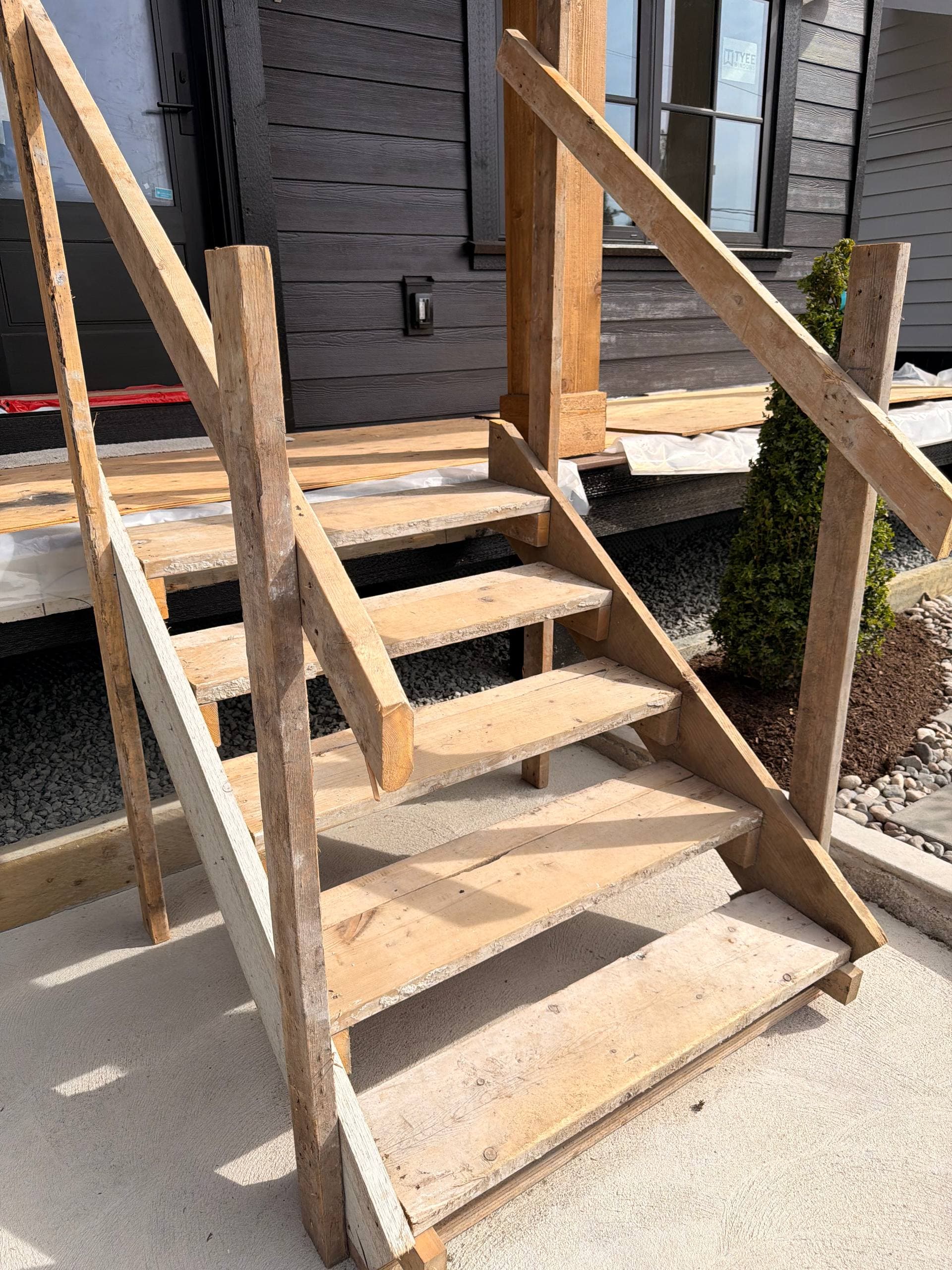 Before - Deck & Stair Upgrade in North Vancouver